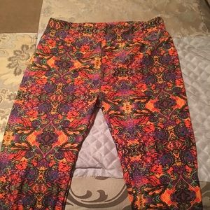 Lularoe One Size Leggings!